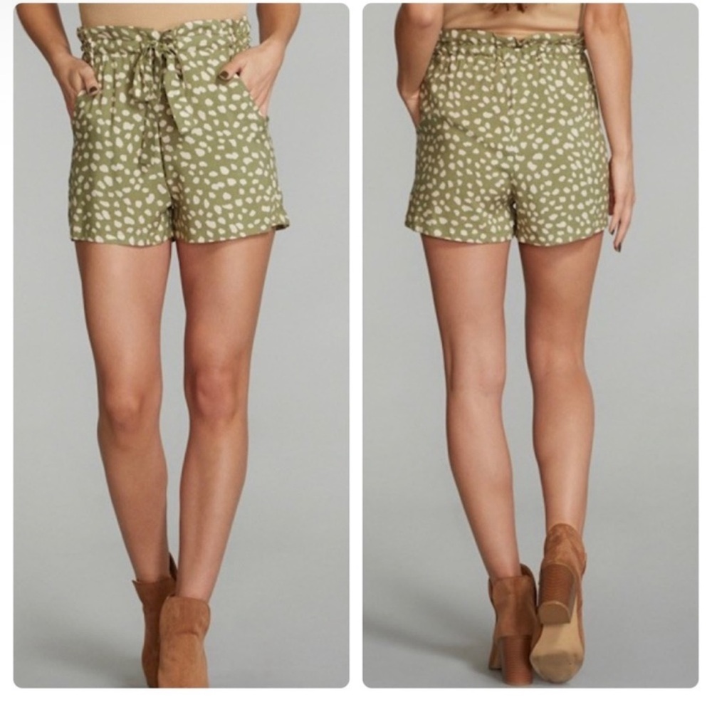 New Sage Green Animal Print High Waist
Paper Bag Shorts